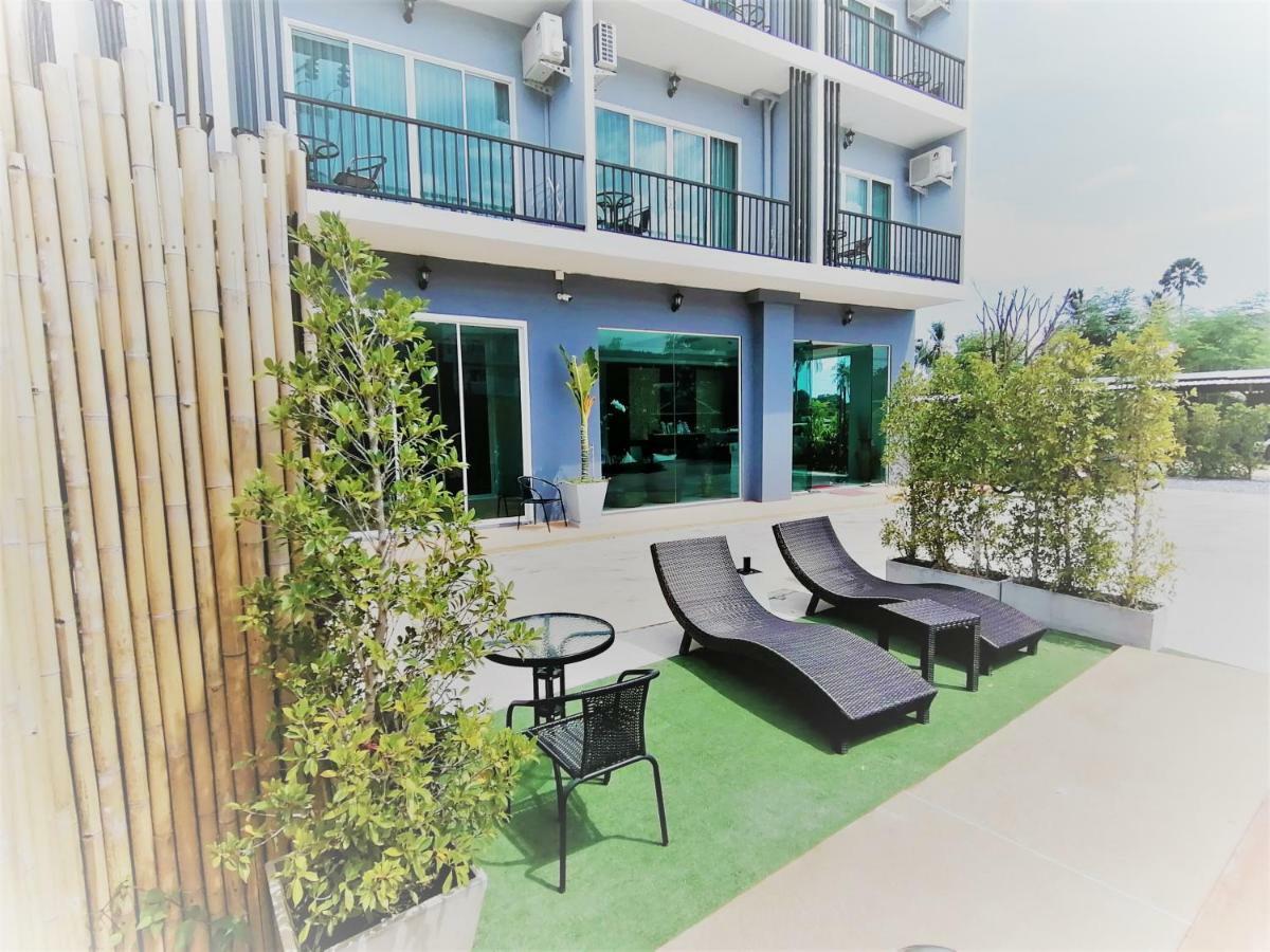 The Beach At Klong Muang Exterior foto